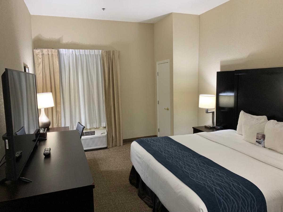 Comfort Inn & Suites Atlanta-Smyrna Екстер'єр фото
