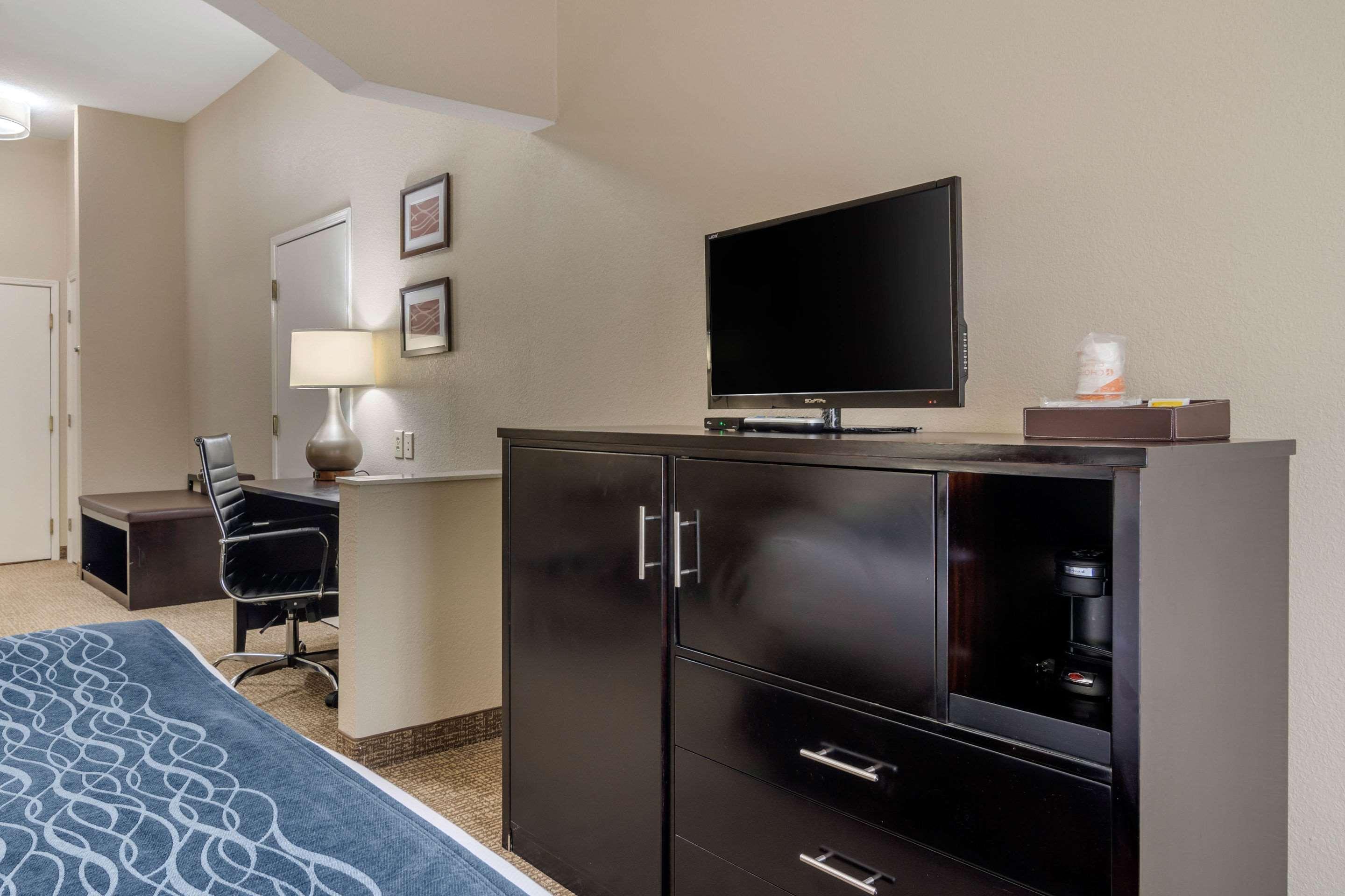 Comfort Inn & Suites Atlanta-Smyrna Екстер'єр фото