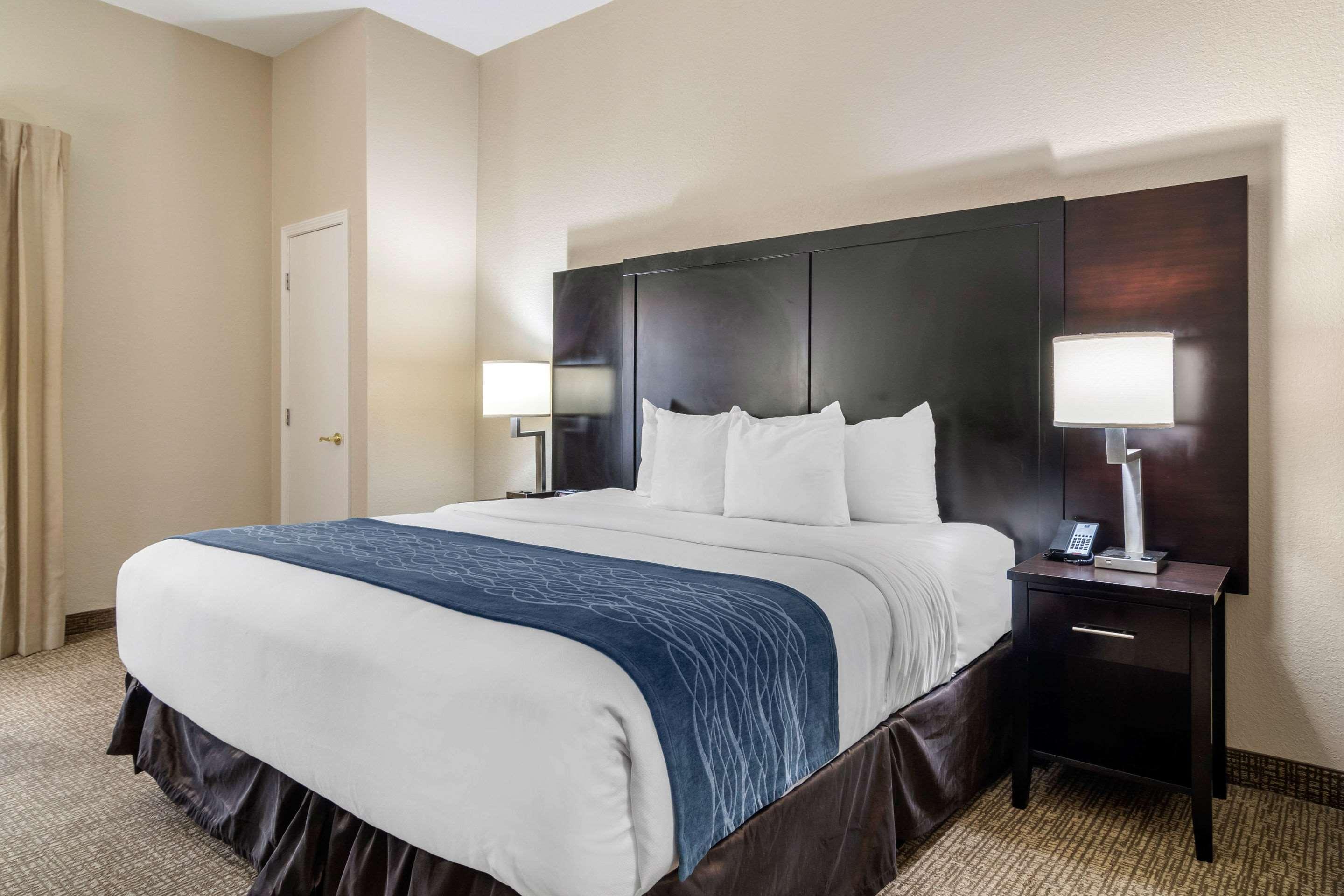 Comfort Inn & Suites Atlanta-Smyrna Екстер'єр фото