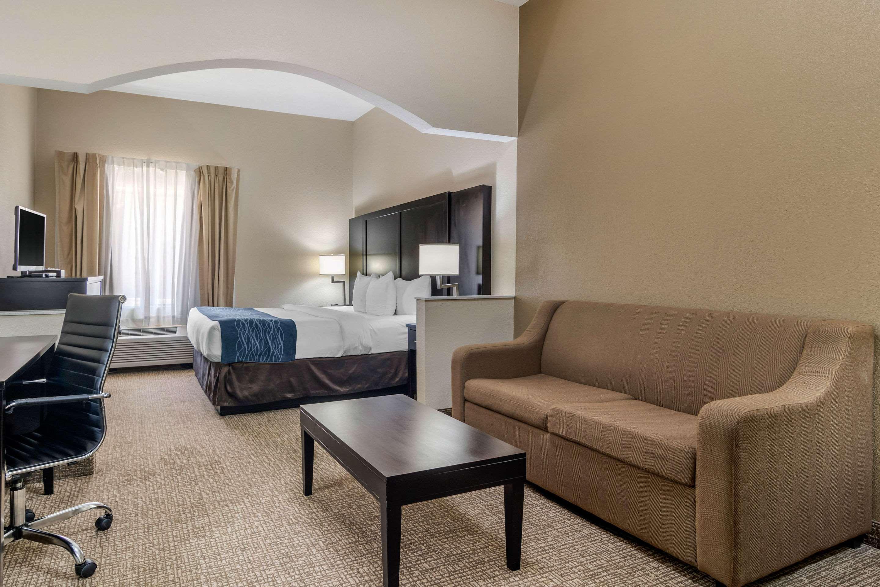 Comfort Inn & Suites Atlanta-Smyrna Екстер'єр фото