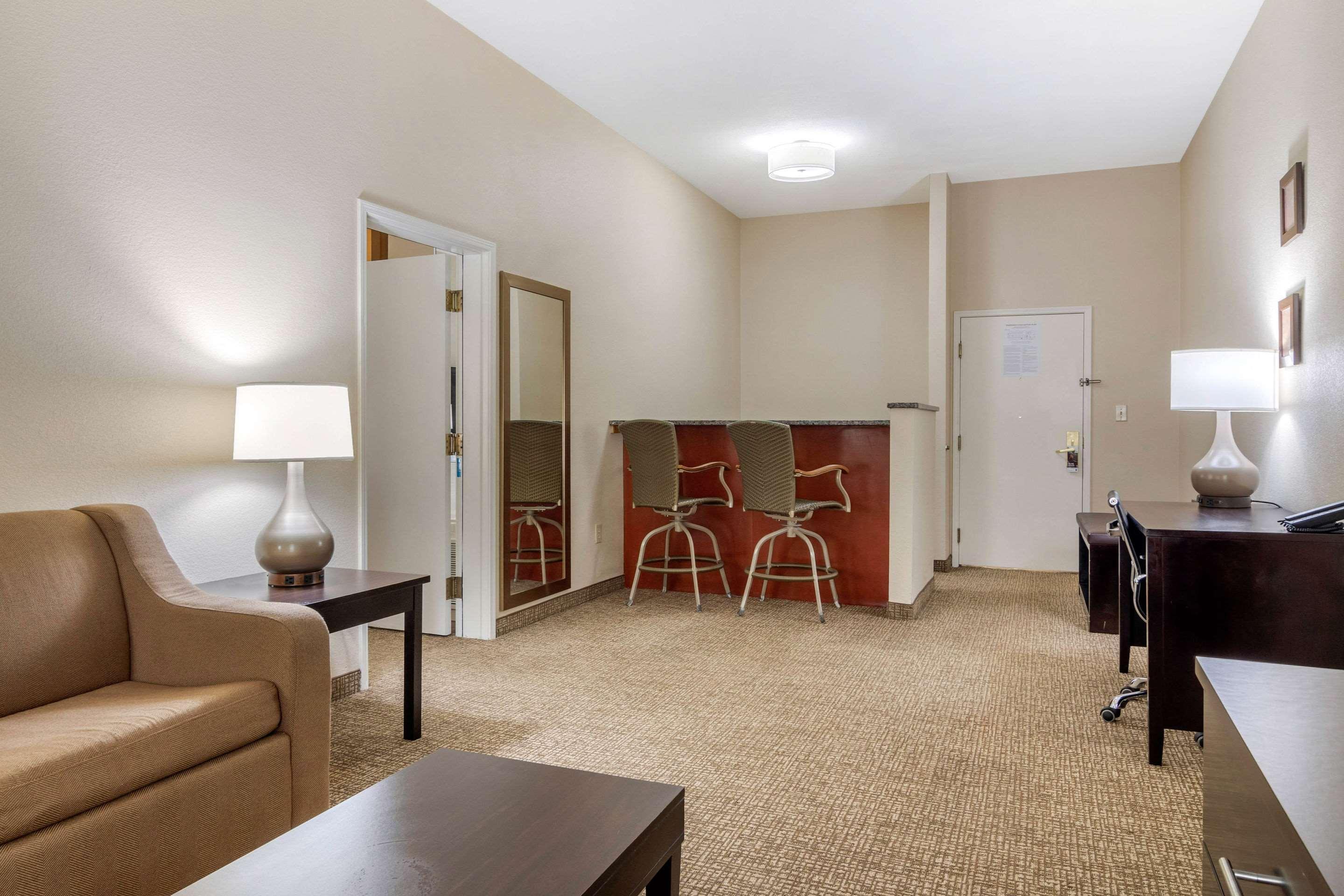 Comfort Inn & Suites Atlanta-Smyrna Екстер'єр фото