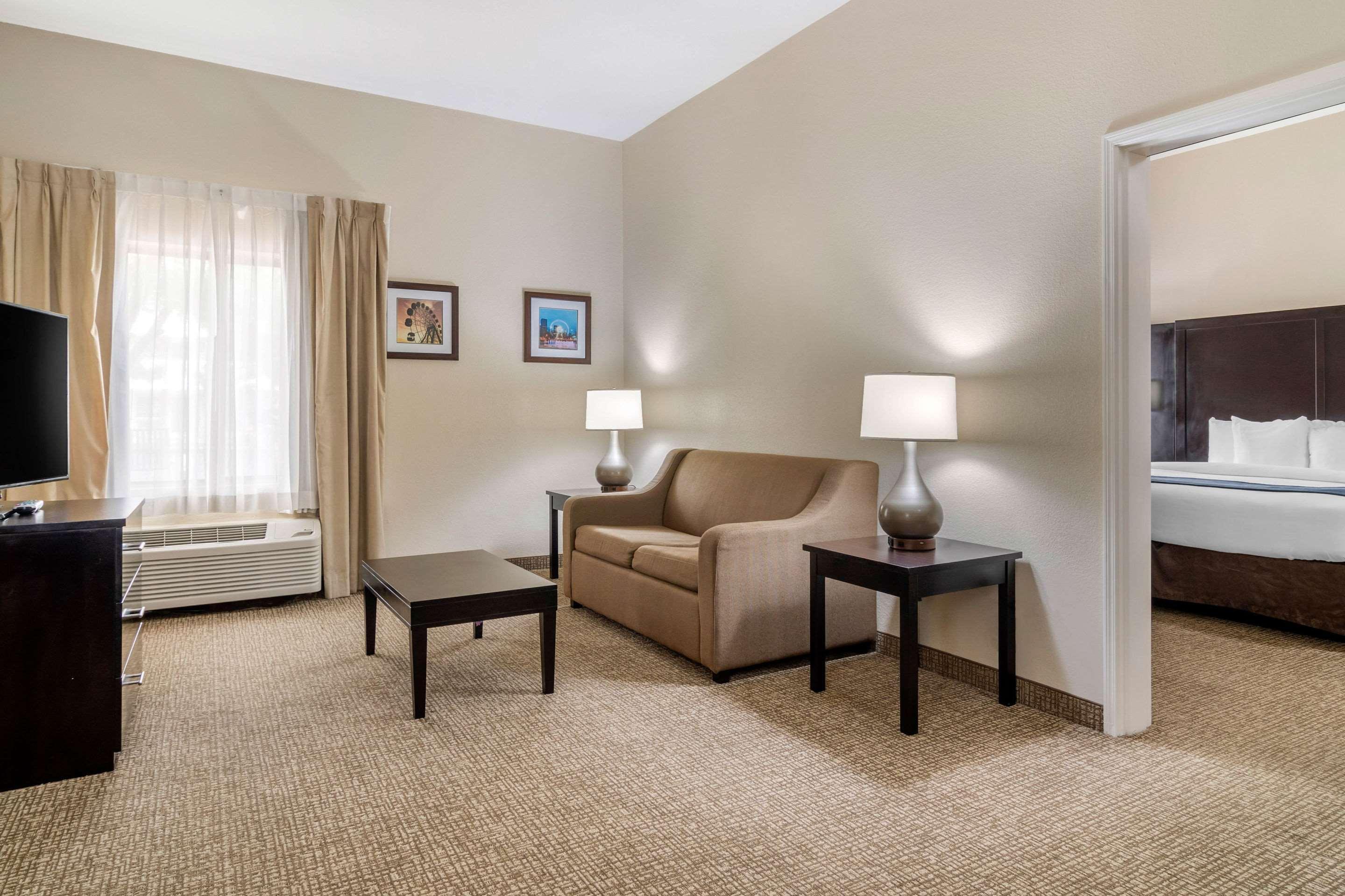 Comfort Inn & Suites Atlanta-Smyrna Екстер'єр фото