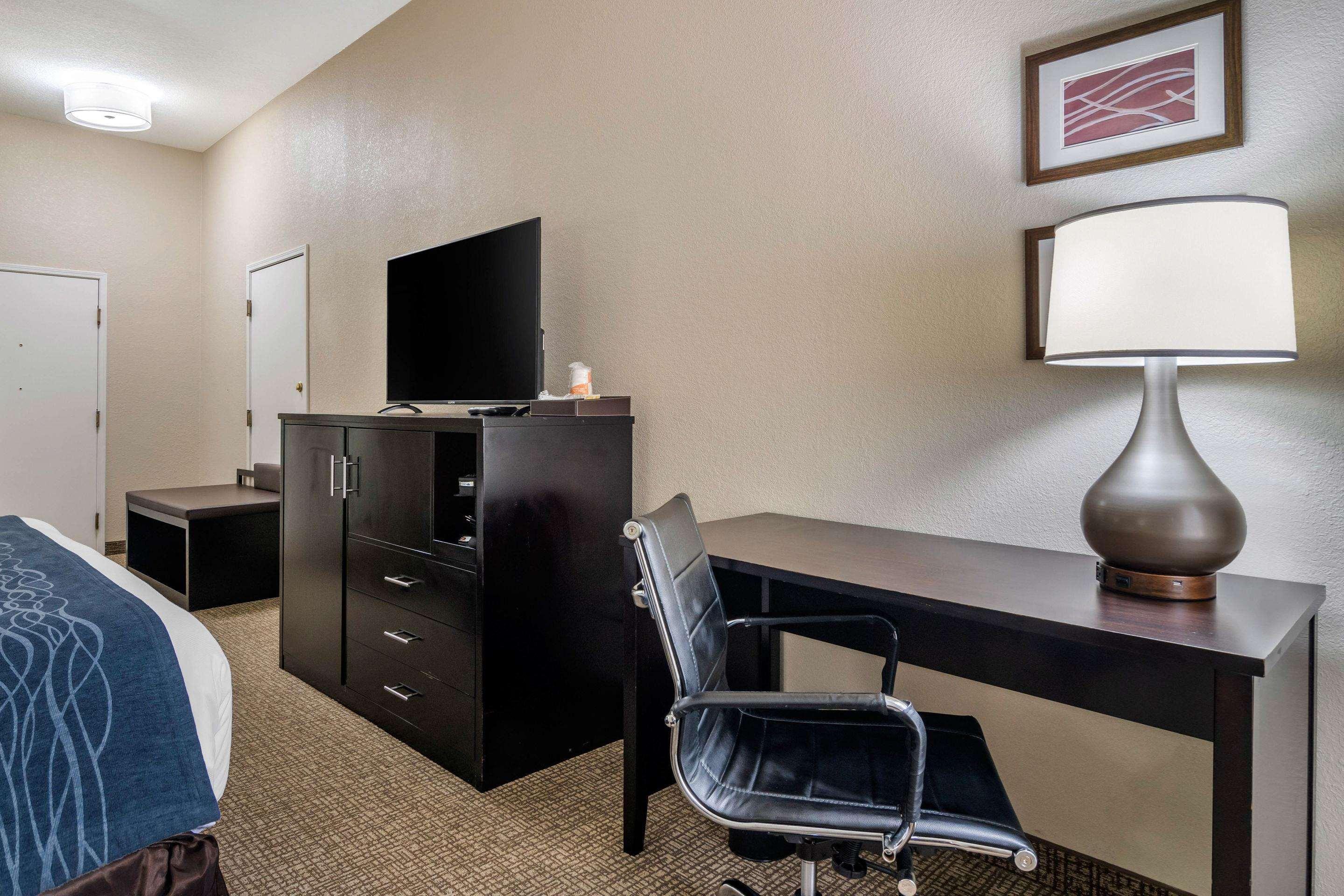 Comfort Inn & Suites Atlanta-Smyrna Екстер'єр фото