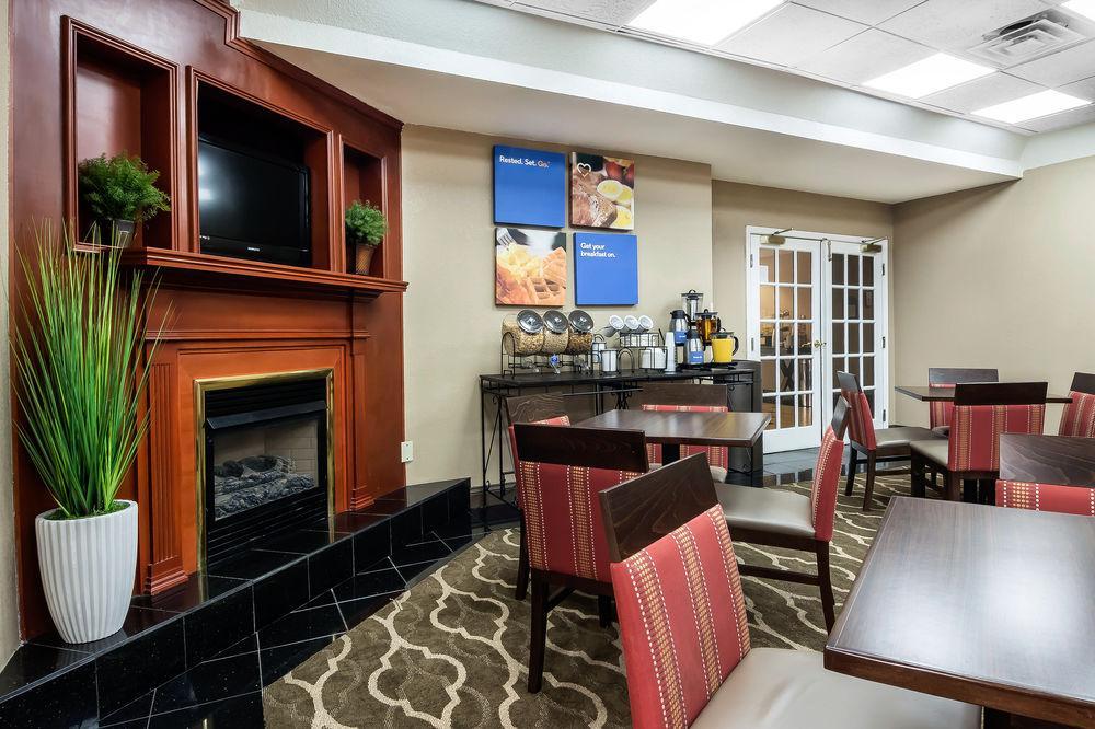 Comfort Inn & Suites Atlanta-Smyrna Екстер'єр фото