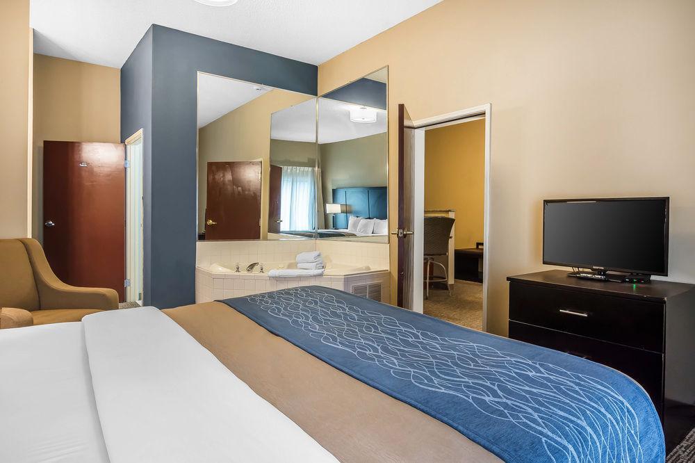 Comfort Inn & Suites Atlanta-Smyrna Екстер'єр фото