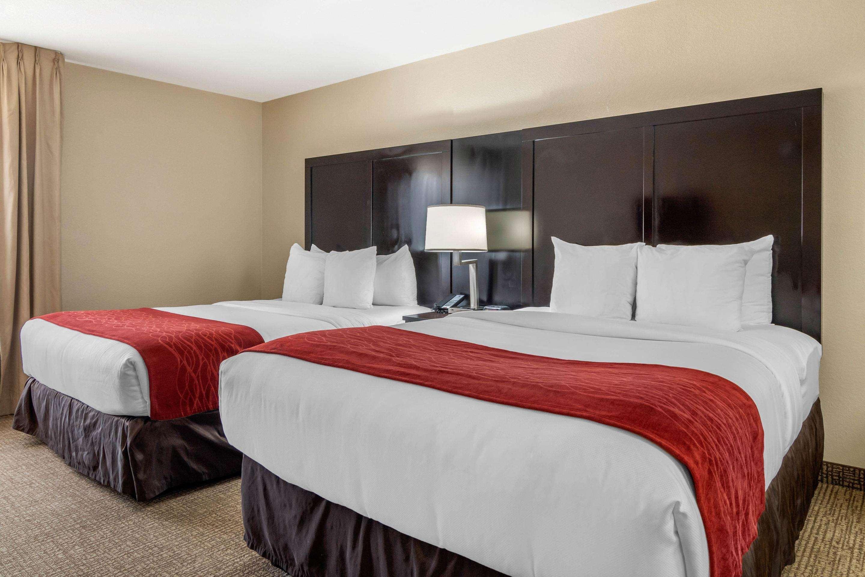 Comfort Inn & Suites Atlanta-Smyrna Екстер'єр фото